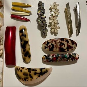 Lot of 13 vintage hair clips!